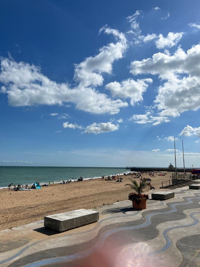 Royal View Lägenhet Ramsgate Exteriör bild